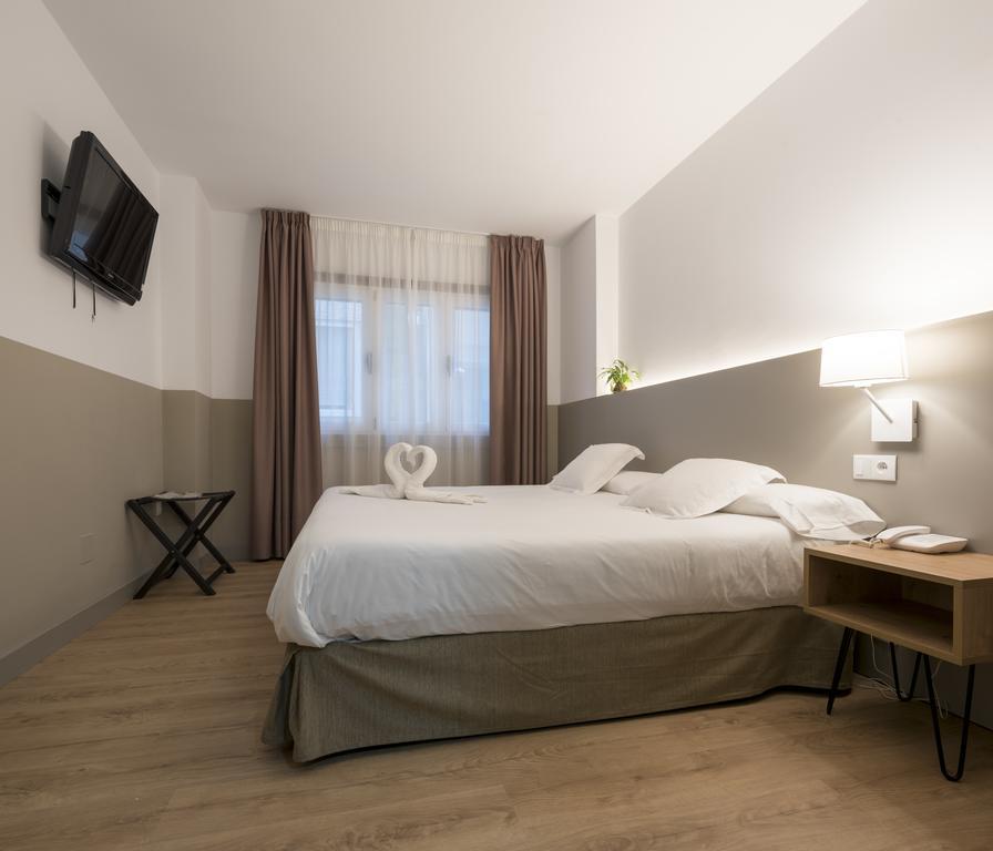 Hotel Airinos 3* Cangas do Morrazo Εξωτερικό φωτογραφία