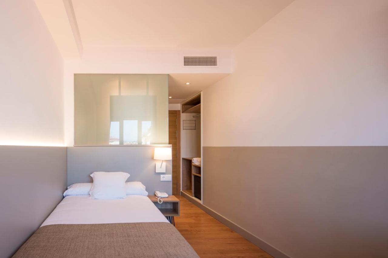 Hotel Airinos 3* Cangas do Morrazo Εξωτερικό φωτογραφία