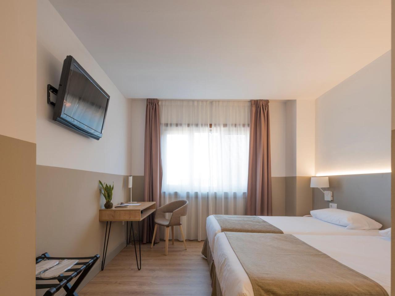 Hotel Airinos 3* Cangas do Morrazo Εξωτερικό φωτογραφία