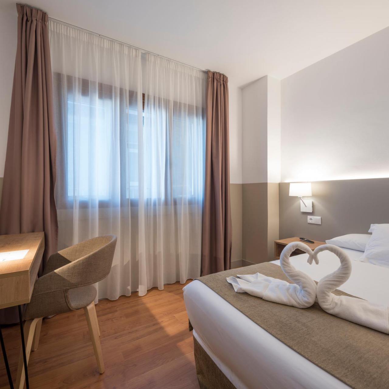 Hotel Airinos 3* Cangas do Morrazo Εξωτερικό φωτογραφία